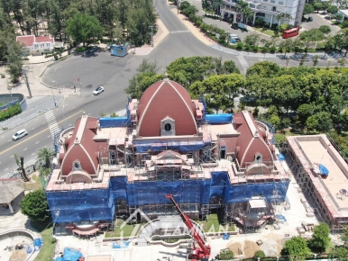 DINH THỰ RẠNG ĐÔNG